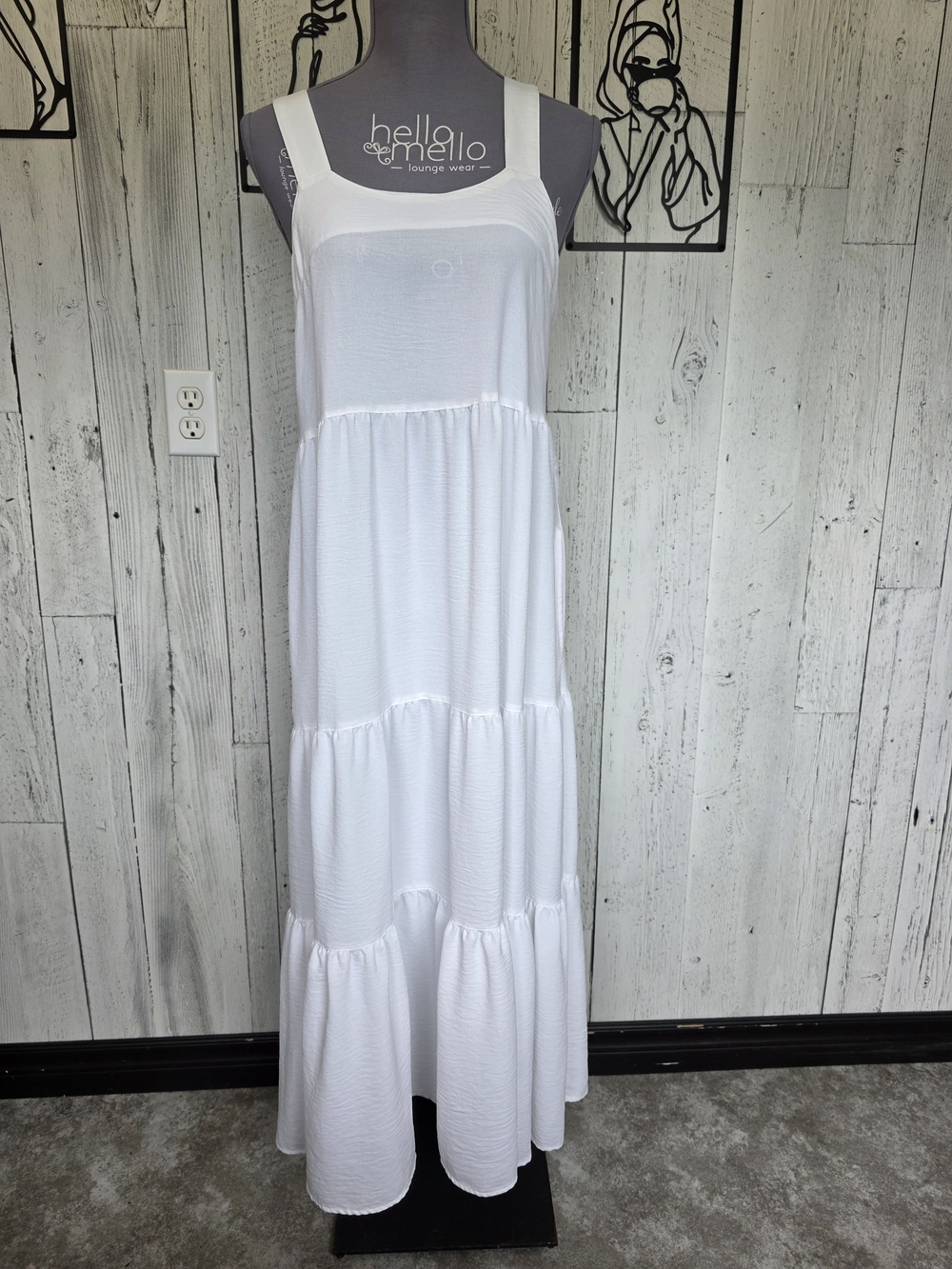 Black Bow White Tiered Relaxed Fit Maxi Dress Size M Beach Date Night Boho